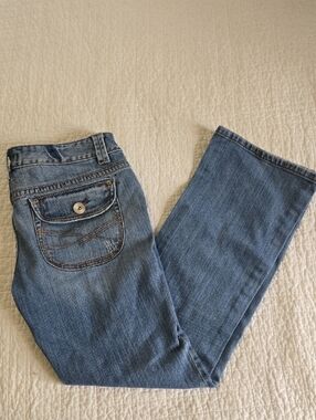 Areopostle Chelsea Low Rise Bootcut Y2K Size 11/12 Button Pocket Detail